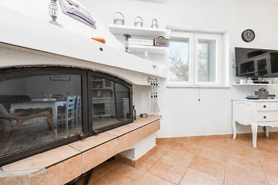 One Bedroom House with Terrace and Pool