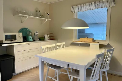 8 Personen Ferienhaus in YNGSJÖ, SVERIGE-By...