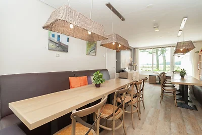 Großzügiges Ferienhaus in Exloo in Waldnähe