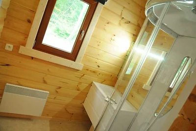 Moderna casa vacanze vicino alla foresta