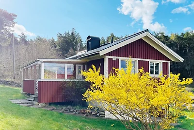 4 Personen Ferienhaus in HAKENÄSET-By Traum