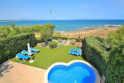 Villa in Colonia mit Pool und Meerblick
