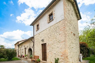 Bauernhaus in Città di Castello mit Terrasse