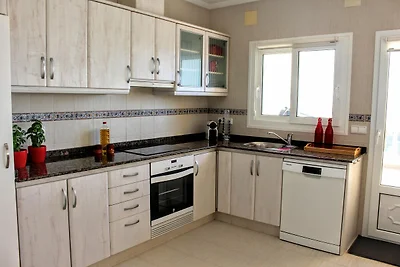 Villa mit beheiztem Pool