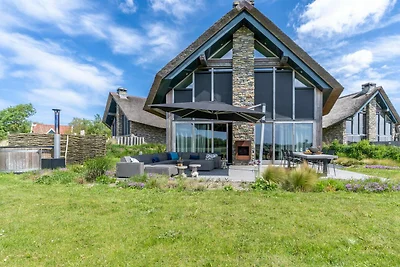 Luxuriöse und nachhaltige Ferienvilla für 6...