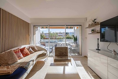 Charmante Wohnung am Boulevard Alexandre III