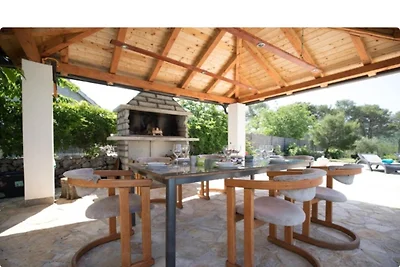 Villa P - Holiday Home