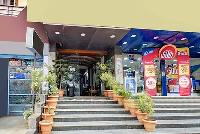 Collezione O Sharath City Mall