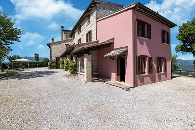 Wohnung in einem Landhaus mit 2 Swimmingpools