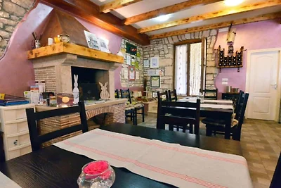 Authentic Istrian Rooms for Unforgettable Sta...