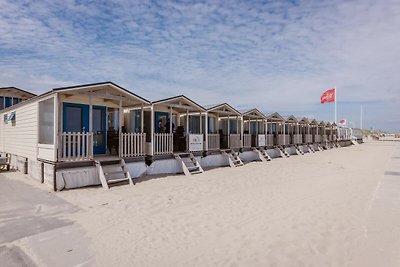 Casa splendidamente situata sulla spiaggia de...