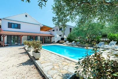Ferienhaus mit privatem Pool und Spa