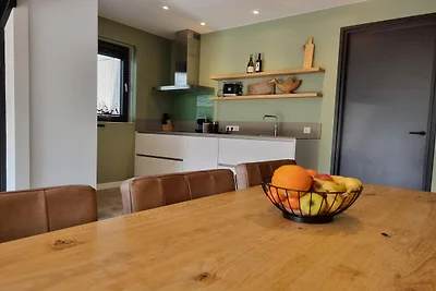 Villa in Balk met eigen steiger aan...