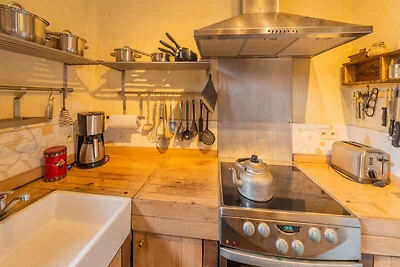 Casa vacanze a Tinlot vicino alla foresta