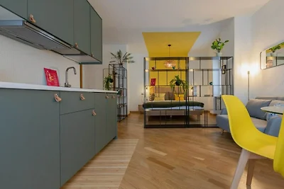 Wohnung in Torino mit Balkon und Parken