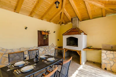 Villa Dalmatian Gem - Two-Bedroom Villa with ...