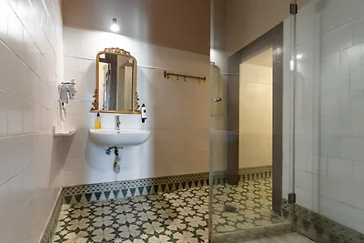Appartement côtier confortable avec terrasse