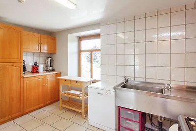 Atemberaubendes Ferienhaus mit Terrasse in...