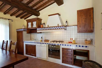Graziosa casa colonica con terrazza