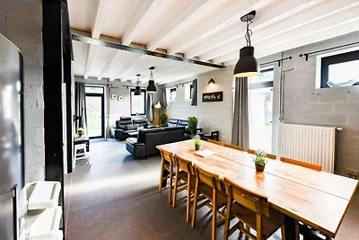 Bauernhaus mit Garten und Terrasse