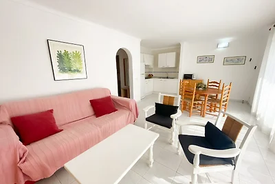 Appartamento con piscina e giardino...