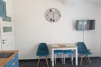 Apartments near the beach Orebic - One bedroo...