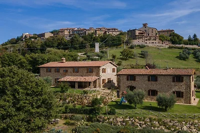 Villa in Umbrië met Zoutwaterzwembad