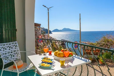 Wohnung mit Blick auf Capri in Meeresnähe