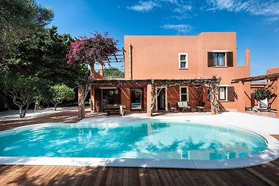 Beautiful villa in Marsala with pool