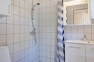 4 Personen Ferienhaus in Nexø