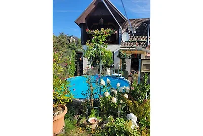 Gemütliches Ferienhaus mit Pool in...