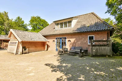 Tranquilla casa vacanze con giardino a Wesepe