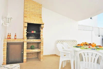 Holiday Home in Gale with Pool near Beaches