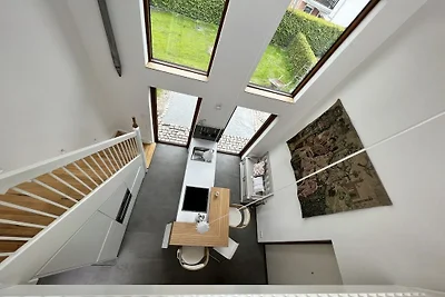 Huis aan de rivier de Werder