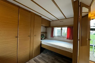 Komfortables Chalet auf ruhigem Campingplatz ...
