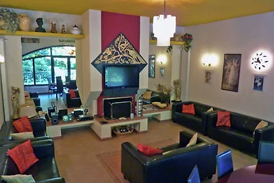 Magnifica villa a Pistoia con vasca idromassa...