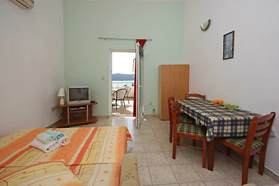 Apartments & Rooms Villa Petra - Superior One...