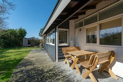 Bungalow in Sint Maartenszee am Strand