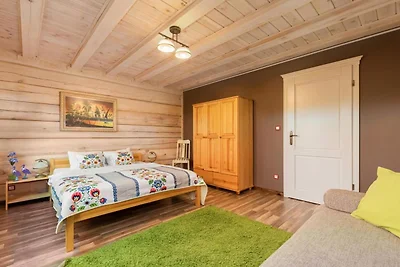 Komfortable Wohnung, 2 Schlafzimmer, Terrasse