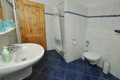Ferienwohnung mit 2 Schlafzimmer