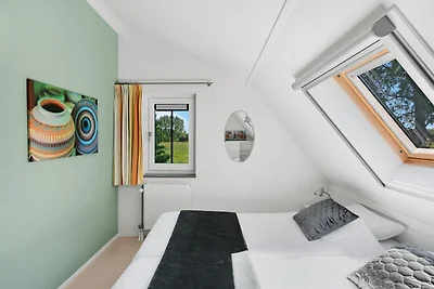 Neu gestaltetes Ferienhaus mit Garten