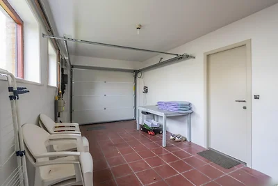 Aangename bungalow vlakbij zee en strand