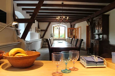 Gutshaus in Gressow mit Teich