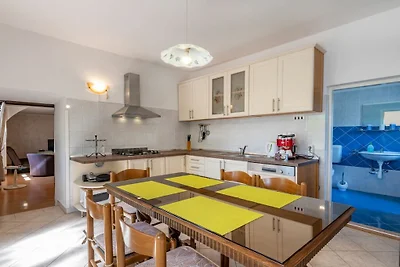 Ferienhaus in Trget mit Schwimmbecken