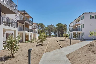 Appartement in Giens met Zwembad & Strand
