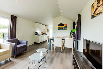 Comfortabel chalet in Noordwijkse zee op 2,5...