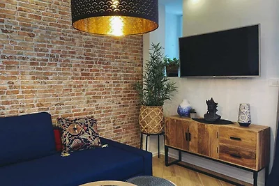 Three Bedroom Apartment with Balcony