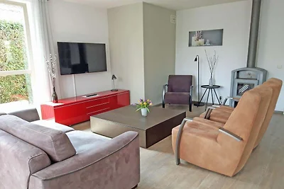 Rustplek met omheinde tuin