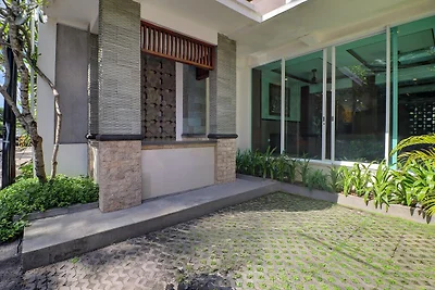 Suite doble cerca de la playa de Legian