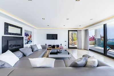 Villa a Kalkan con piscina